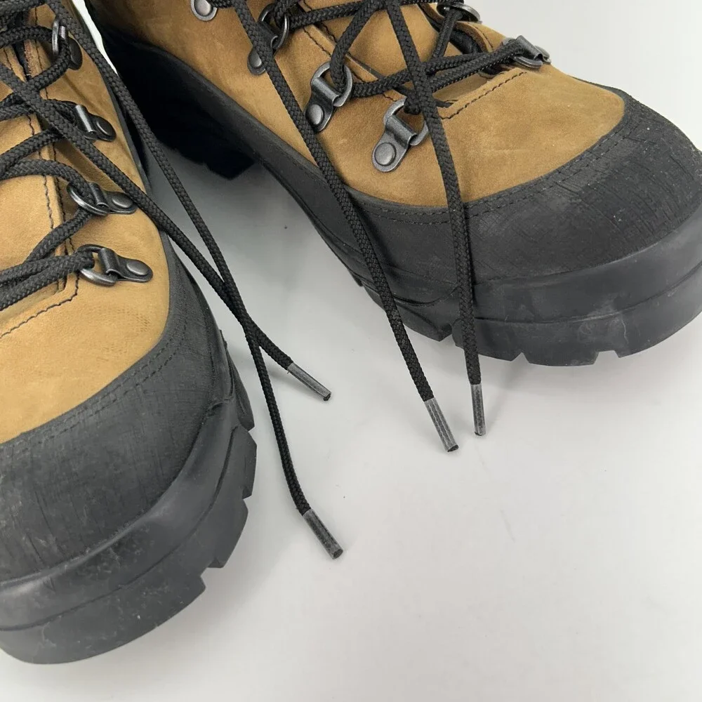 Danner Combat Hiker Boots Mens Size 11.5 Brown Nubuck Vibram USA Tactical Army